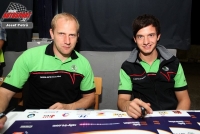 Timo Gottschalk a Sepp Wiegand (vpravo) pi autogramid BCRZ 2012