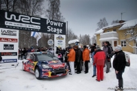 roztlen Loeba na Rally Sweden 2011