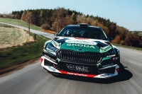 Dominik St��tesk� - design na sez�nu 2026