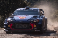 Thierry Neuville - Nicolas Gilsoul, Hyundai i20 Coupe WRC - Tour de Corse 2017 ; foto: Red Bull CP