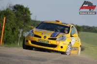 Ji Trojan - Eva Trojanov (Renault Clio R3) - Agrotec Mogul Rally Hustopee 2011