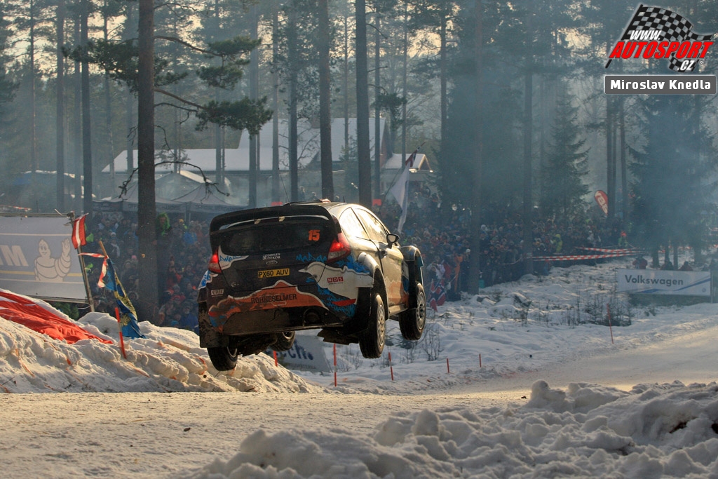 Henning Solberg beim legendären Sprung 